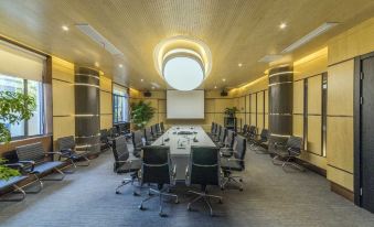 Changxing Pioneer Park Hotel