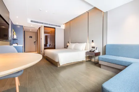 Atour Hotel (Zhongshan North Railway Station, V - Park Plaza)