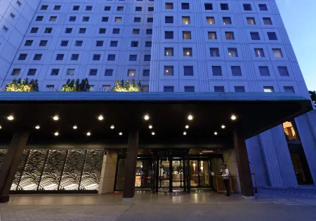 Nishitetsu Grand Hotel Отели рядом с достопримечательностью «BOSS E · ZO FUKUOKA»