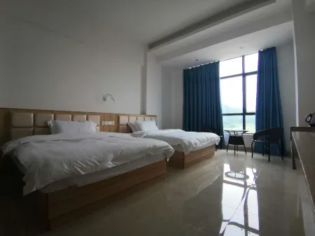 Yangjiang Taifeng Inn Отели рядом с достопримечательностью «Hailing Island National Wetland Park of Mangrove Forest»