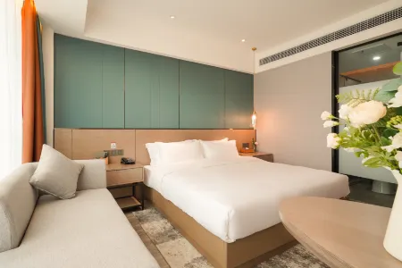 Rezen Select (Guiyang Longdongbao Airport) Отели рядом с достопримечательностью «Guiyang University Software Branch»