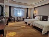 鹤峰源龙大酒店 - 豪华双人间