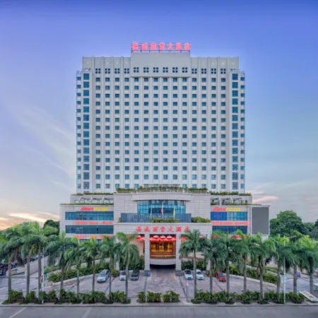 Yulin Fucheng Ligong Hotel