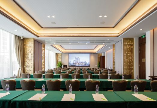 4. 치메롱 샹장 호..