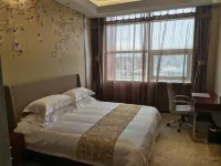 Chengde Jin yuan International Hotel Hotels in Shuangtashan Forest Park Area