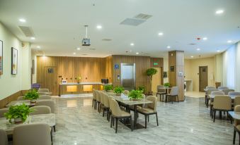 Home Inn UP Huayi Selected Hotel (Huanghua Zhongjie Branch)