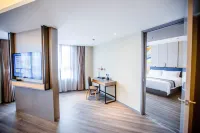 Homeinn Selected Hotel (Ulanhot Water View Park)