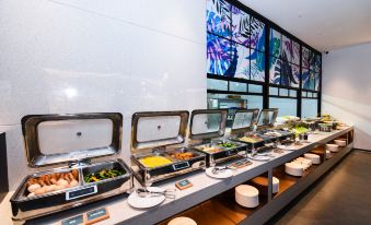 Peng Ke Boutique Hotel (Shenzhen Baoneng Center Sungang Subway Station Branch)