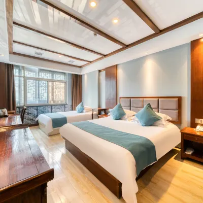 Huihe Water Margin Hotel (Guangfeng Passenger Transport Center Branch) Hotels near CPC Guangfeng Committee Party School