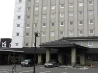 露櫻GRANTIA冰見和蔵之宿 冰見市酒店