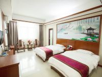 东方宝隆商务酒店 - 豪华标准双床房