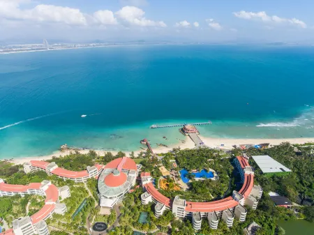 Coral Hotel Sanya Wuzhizhou Island Отели рядом с достопримечательностью «Lover's Bridge»