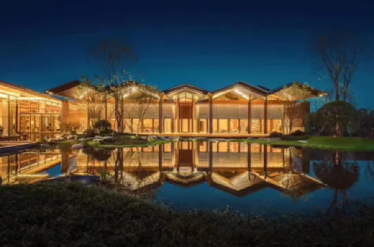 Xiyunge Mini International Apartment Hotels near Fengqi Mountain