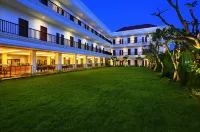Grand Palace Hotel Sanur - Bali Hotel in zona Villa Batujimbar