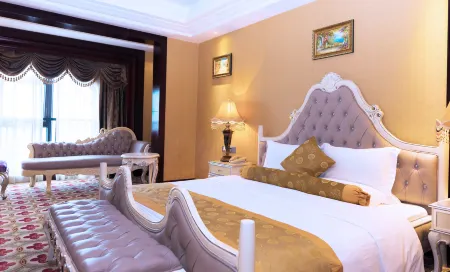 Taishan Bojue Hotel Отели рядом с достопримечательностью «Xincun Gymnasium»