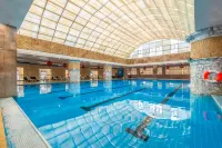 Days Hotel & Suites by Wyndham Jiaozuo - Pools