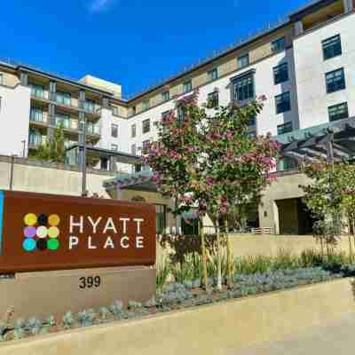 Hyatt Place Pasadena Hotel Exterior