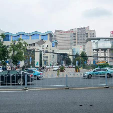 Changsha Hongyang Fashion Hotel (Xiangya Third Hospital MixC Store)
