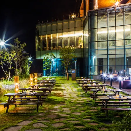 Hidden Bay Hotel