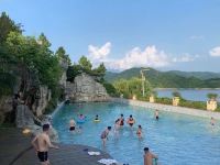 商城茗阳汤泉国际旅游度假会议中心 - 室外游泳池
