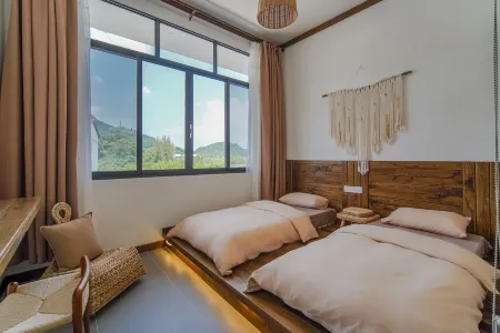 Log, Shanshe Boutique B & B Отели рядом с достопримечательностью «Yunfeng Tunpu Scenic Area»