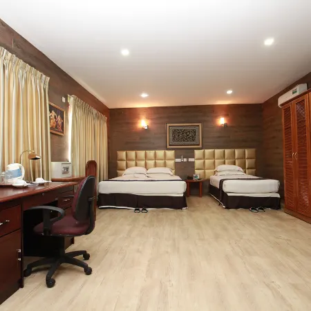 Pathein Hotel