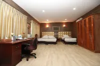 Pathein Hotel - breakfast