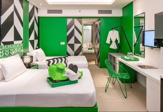 애스토리아 커런트