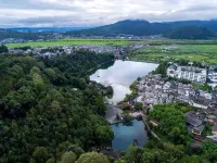 Tengchong Huafang art Villa Hotel