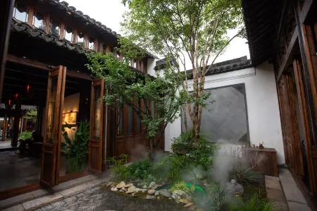 Zhujiajiao Jingting Inn