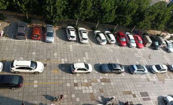 Enjoy staying at Premium Hotel