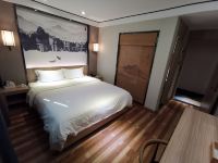 广州忘返小筑公寓 - 豪华标准大床房