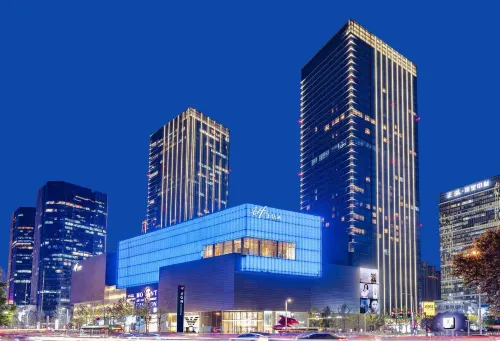 LE JU Executive Apartment (Zhengzhou Huayuan Road Grand Emporium Leiting)