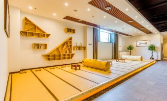 Yixintang Hot Spring Holiday Hotel