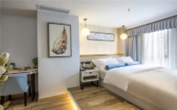 โรงแรมยีมู่ (ฉงชิ่ง ชางเจียฮุย ต้าเน่จือ เก่ยเจีย) โรงแรมใกล้ที่ตั้งของค่ายทหารเรือฝรั่งเศส