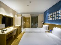 桔子水晶南京玄武湖酒店 - 高级双床房