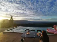 Hongya Baopu Yunlu Homestay - Infinity Pools