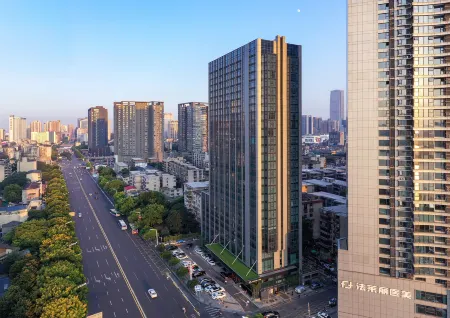 Serenity Inn Отели рядом с достопримечательностью «Lushan Temple»