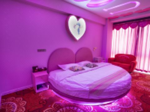 重庆加勒比海主题酒店 - 心心相印