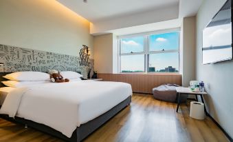 Theme Yitel Hotel
