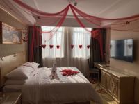 维也纳酒店(临沂经济开发区店) - 热恋主题大床房