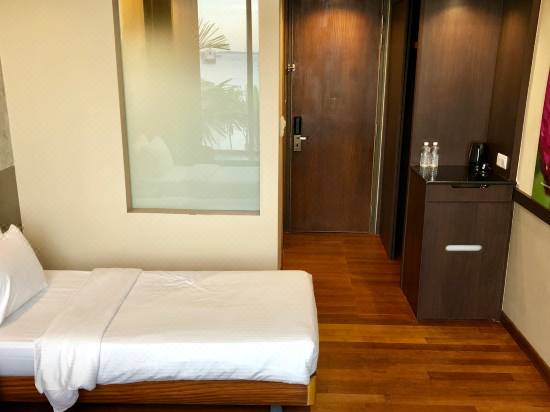 Siloso Beach Resort Sentosa Singapore Singapore 21 Room Price Deals Review Trip Com Siloso Beach Resort Sentosa Singapore Singapore 21 Room Price Deals Review Trip Com