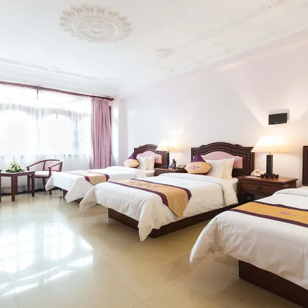 Regency Angkor Hotel Отели рядом с достопримечательностью «Пном Бакхенг»
