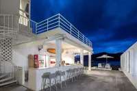 Elaine Seaview Surf Design Guesthouse - pantai