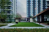 Le Ju Hotel(Zhengzhou Diehu Park Riverside Metro Station) Отели в г. Зона экономического и технологического развития Чжэнчжоу