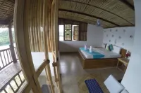 Borac Bay Bungalows Hotel and Resort