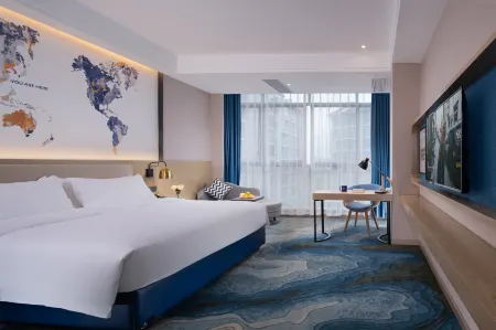 Kyriad Marvelous Hotel (Hezhou Wanda Plaza) Отели рядом со станцией Hezhou Railway Station