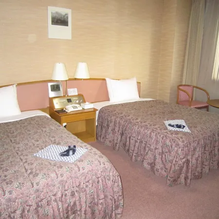Hotel Rubura Ohzan Отели рядом с достопримечательностью «Храм Ниттайдзи»
