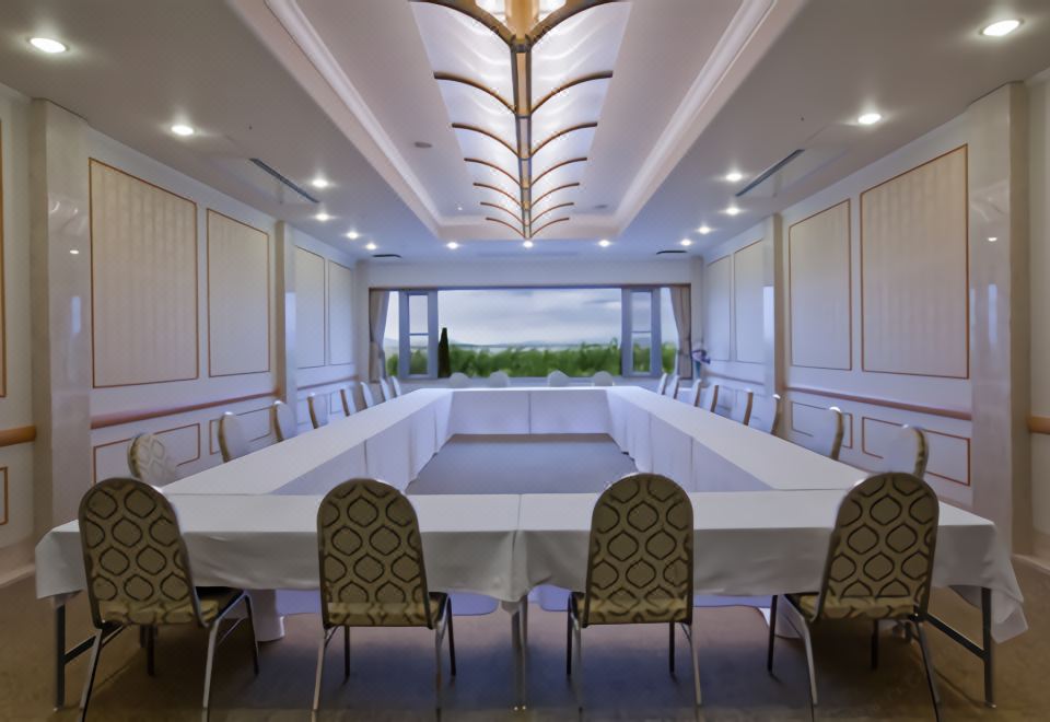 비와호 근처 료칸의 야경 이미지