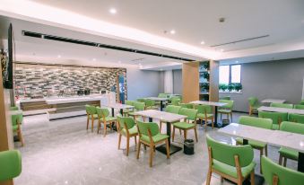 Qingmu Select Hotel (Ma'anshan Geyang Road Lvzhou Huayuan)